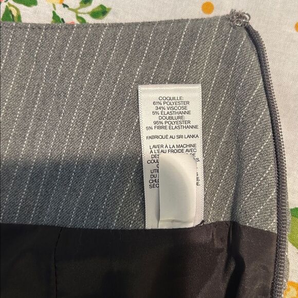 Express striped pencil skirt size 2 - Picture 7 of 11